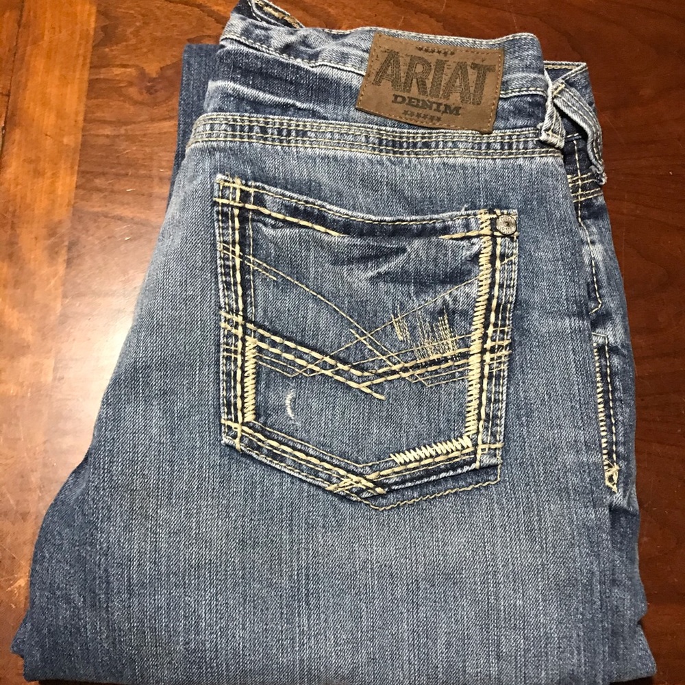 Men’s Ariat Slim Straight Jeans Size 35/32